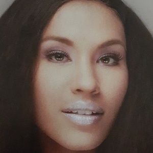 Meet your Posher, Toni